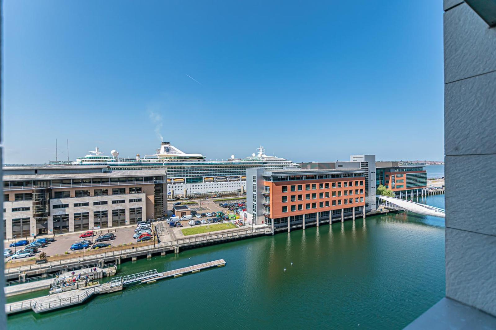 Novu Apartments Liverpool Waterfront ภายนอก รูปภาพ